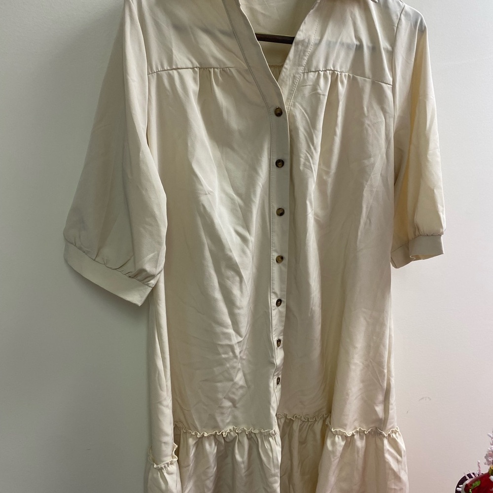 NWOT Button-Front Cream Tiered Dress